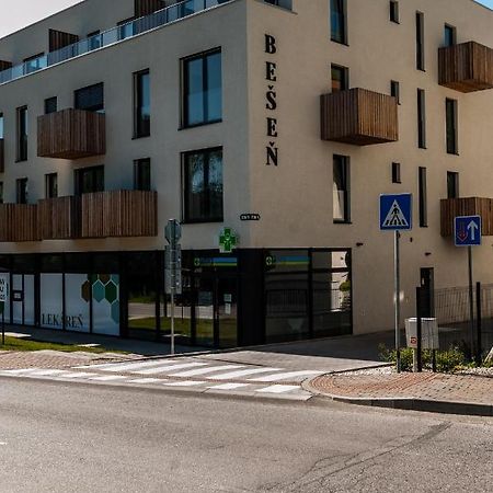 Apartmany Besen Bešeňová Esterno foto