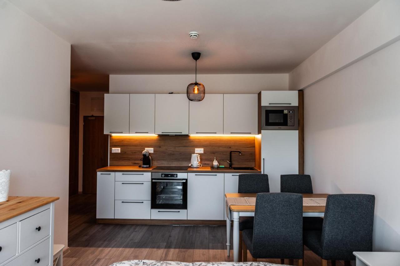 Apartmany Besen Bešeňová Esterno foto