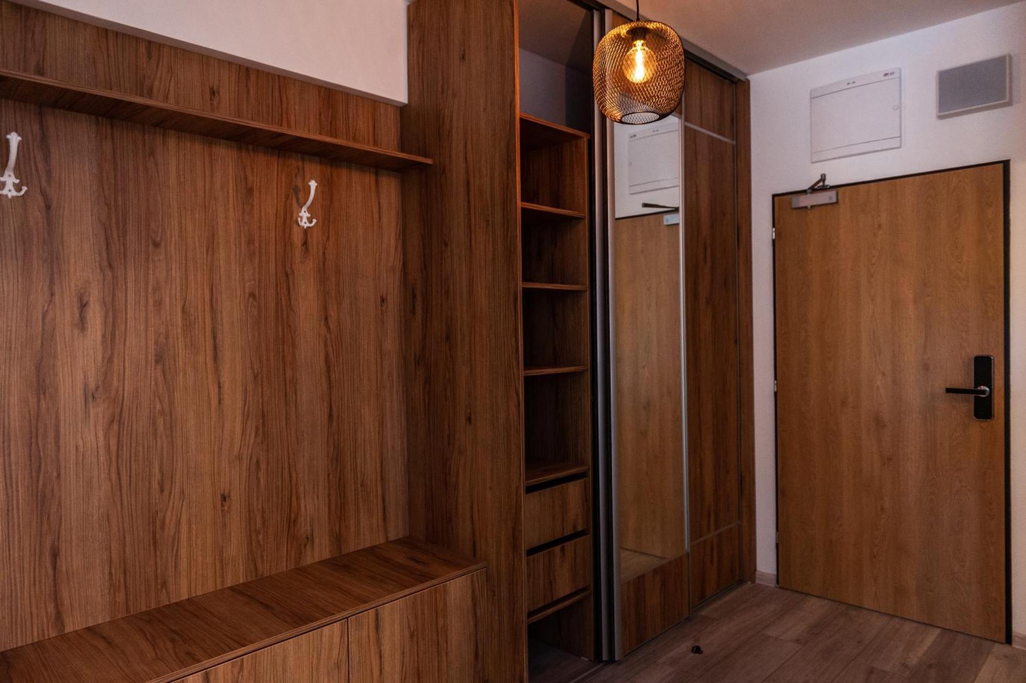 Apartmany Besen Bešeňová Esterno foto
