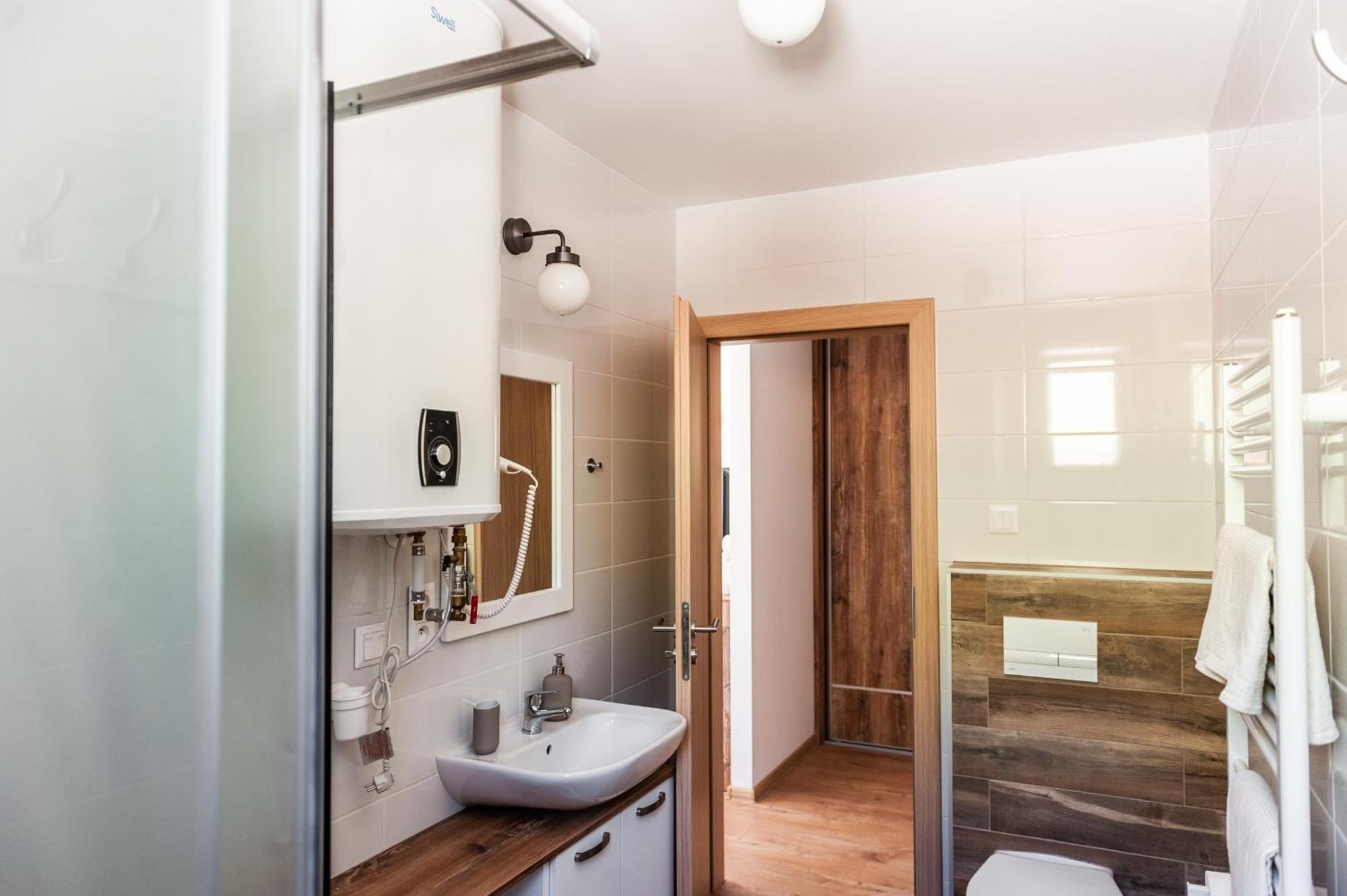 Apartmany Besen Bešeňová Esterno foto