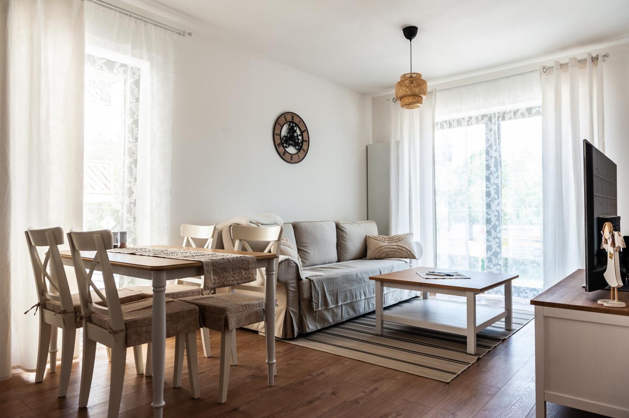 Apartmany Besen Bešeňová Esterno foto