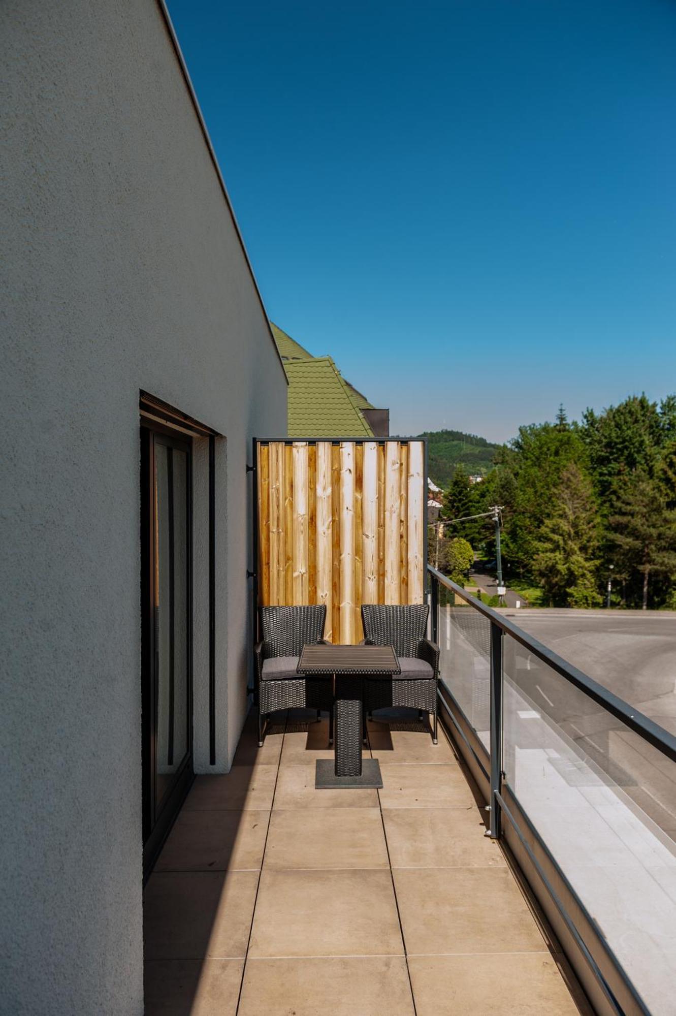 Apartmany Besen Bešeňová Esterno foto