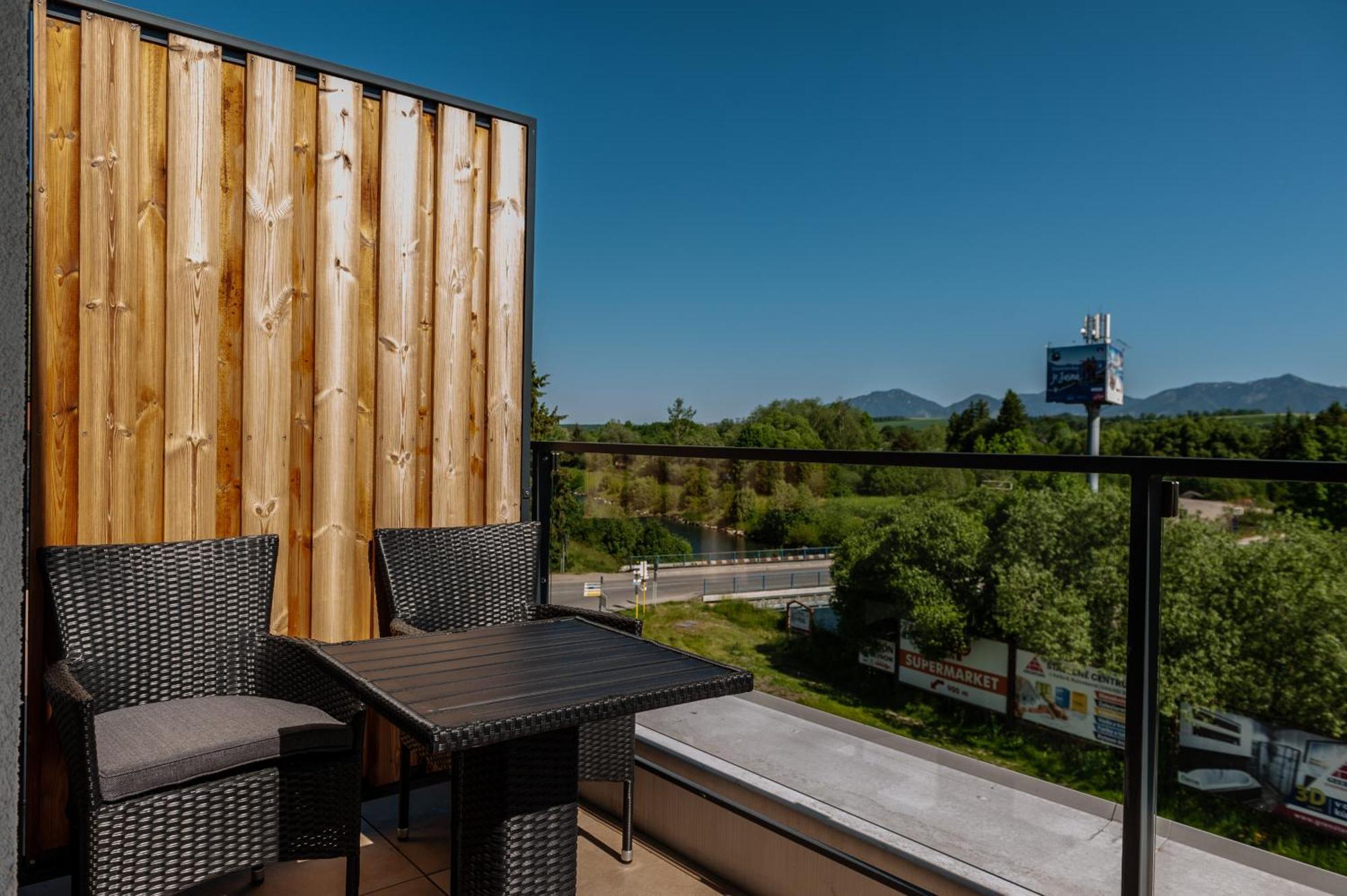 Apartmany Besen Bešeňová Esterno foto