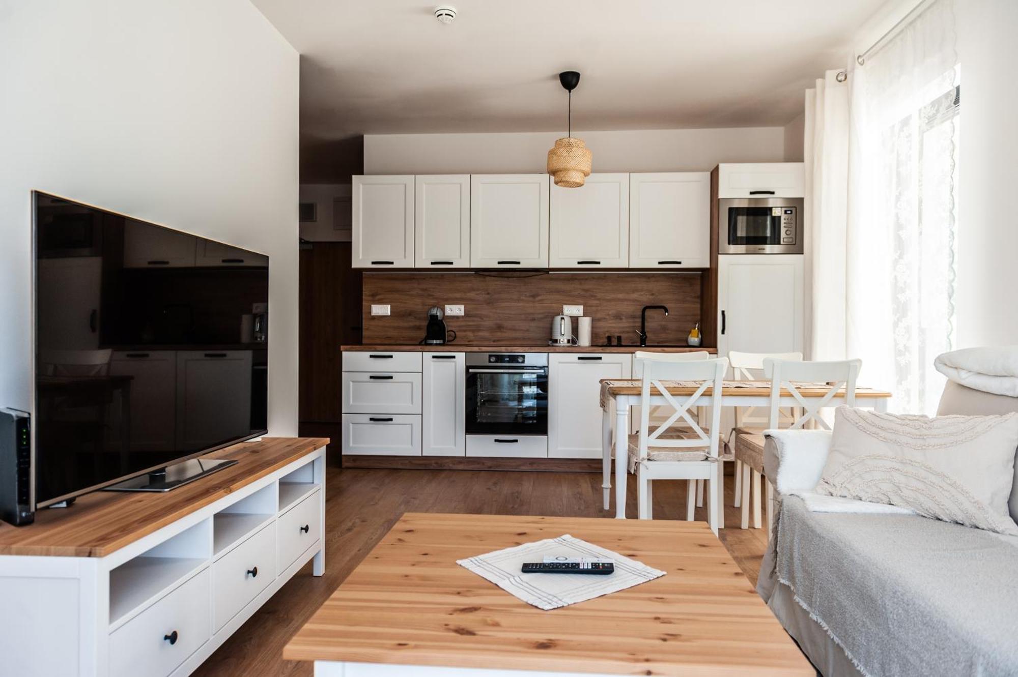 Apartmany Besen Bešeňová Esterno foto
