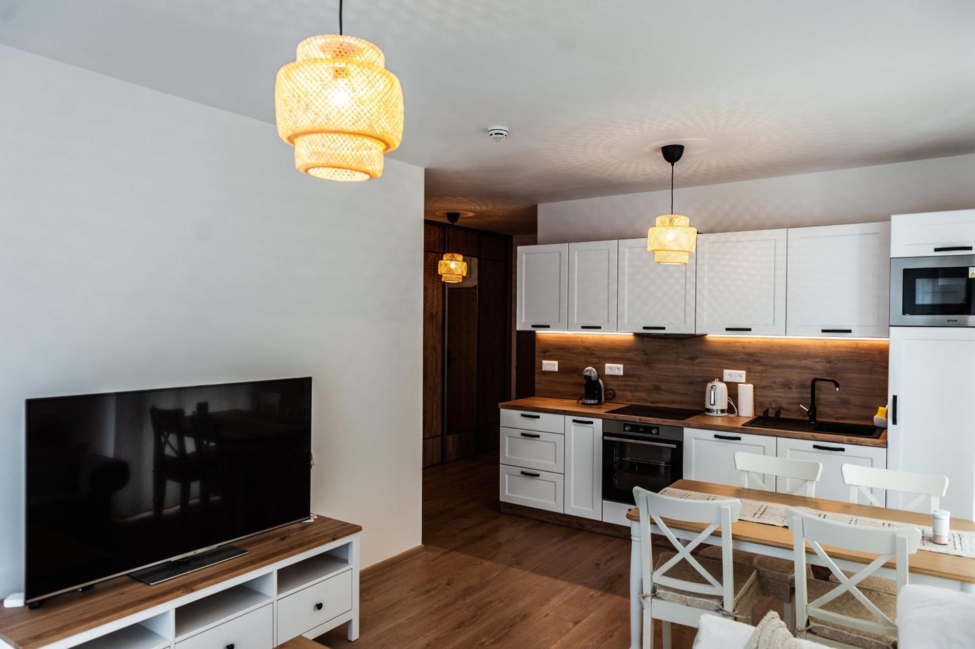 Apartmany Besen Bešeňová Esterno foto