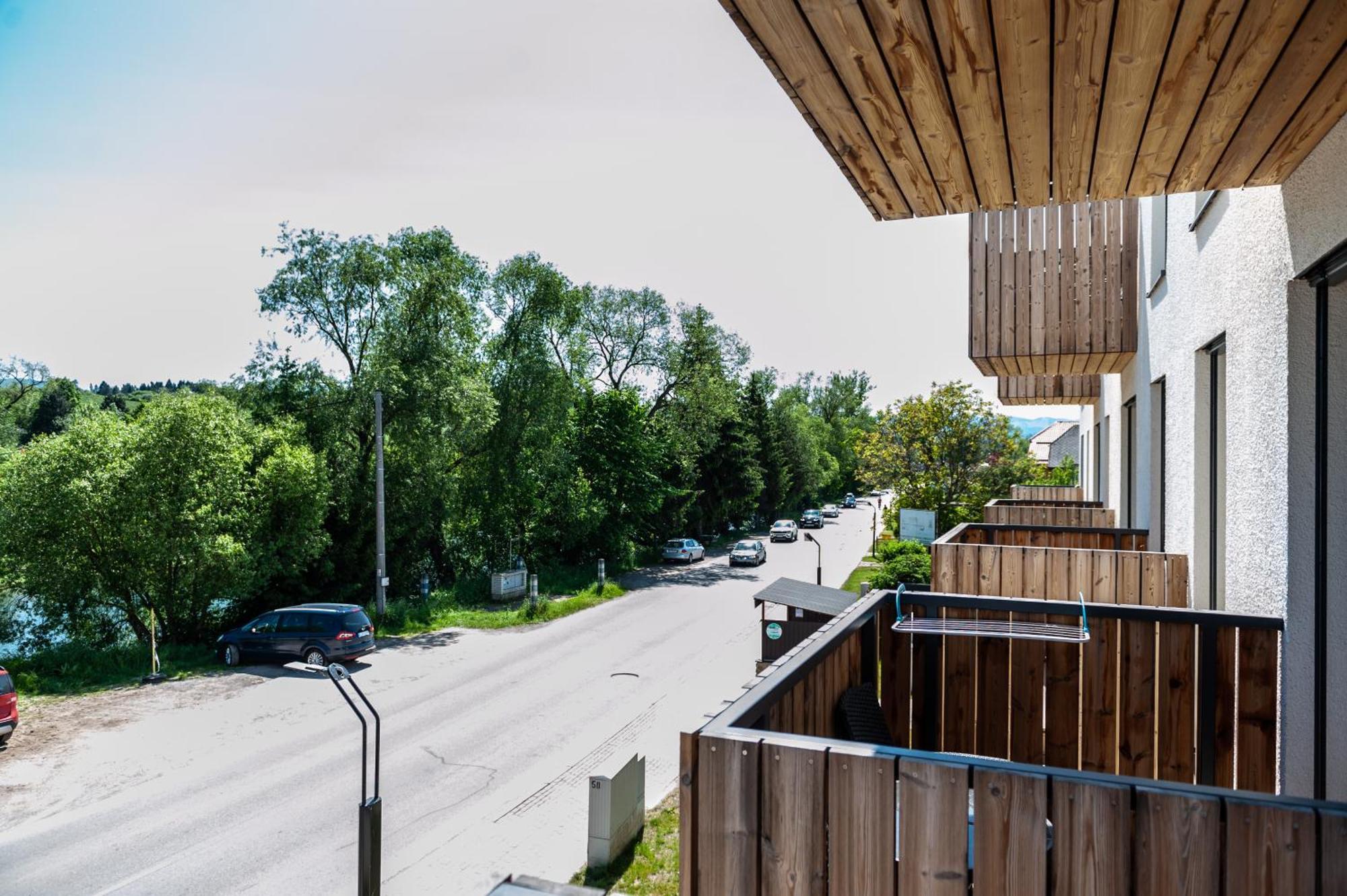 Apartmany Besen Bešeňová Esterno foto